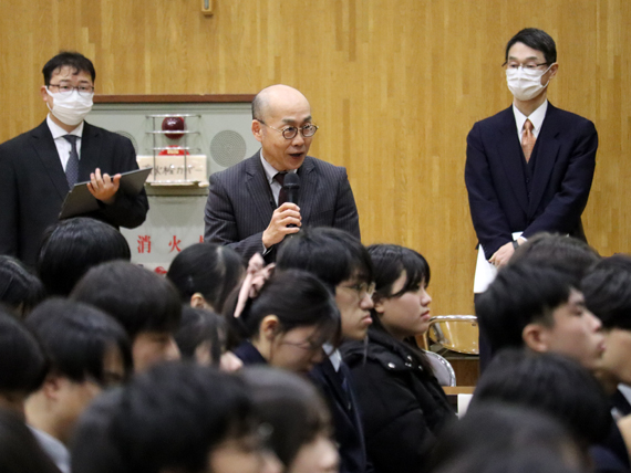 �u�T���̓��v12